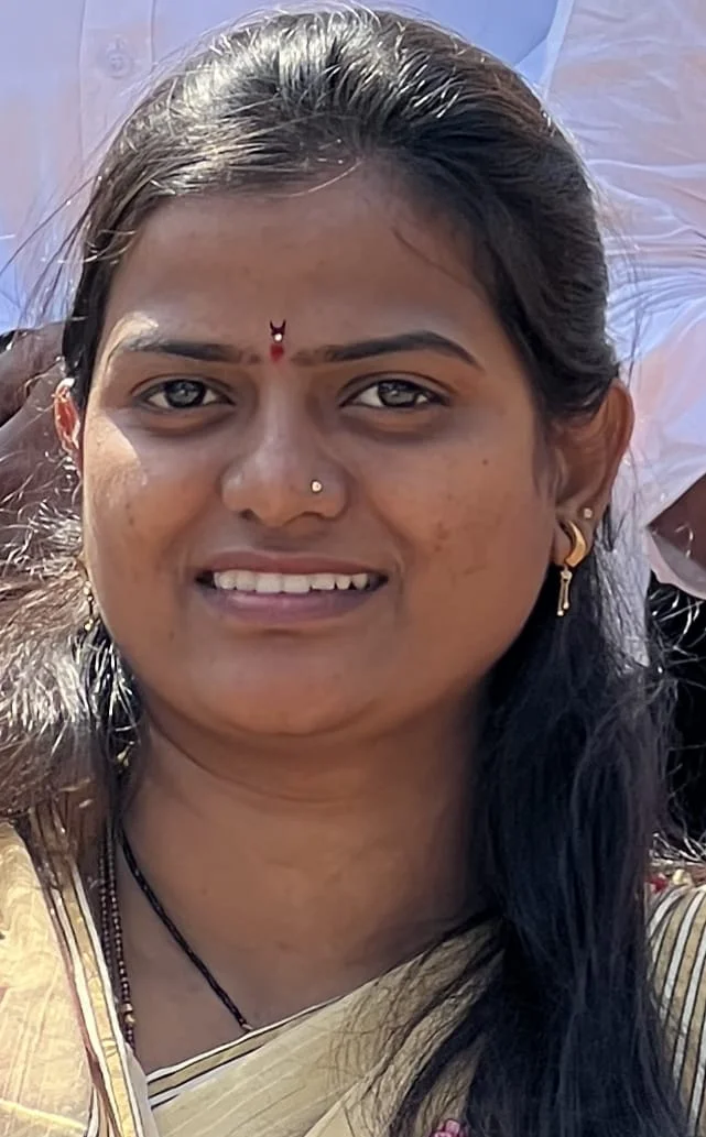 सौ. आश्विनी भरत जोगडे